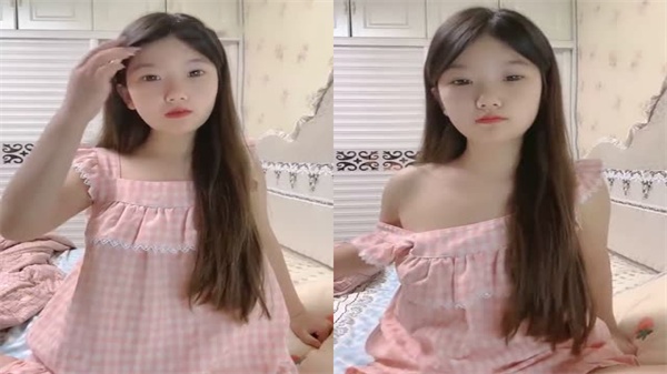 肥臀大奶妹子口交伺侯男友后入操逼