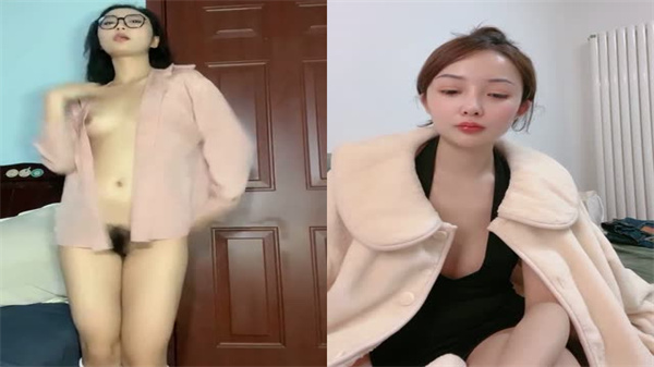苗窕御姐淫声荡语撩骚互动道具自慰_